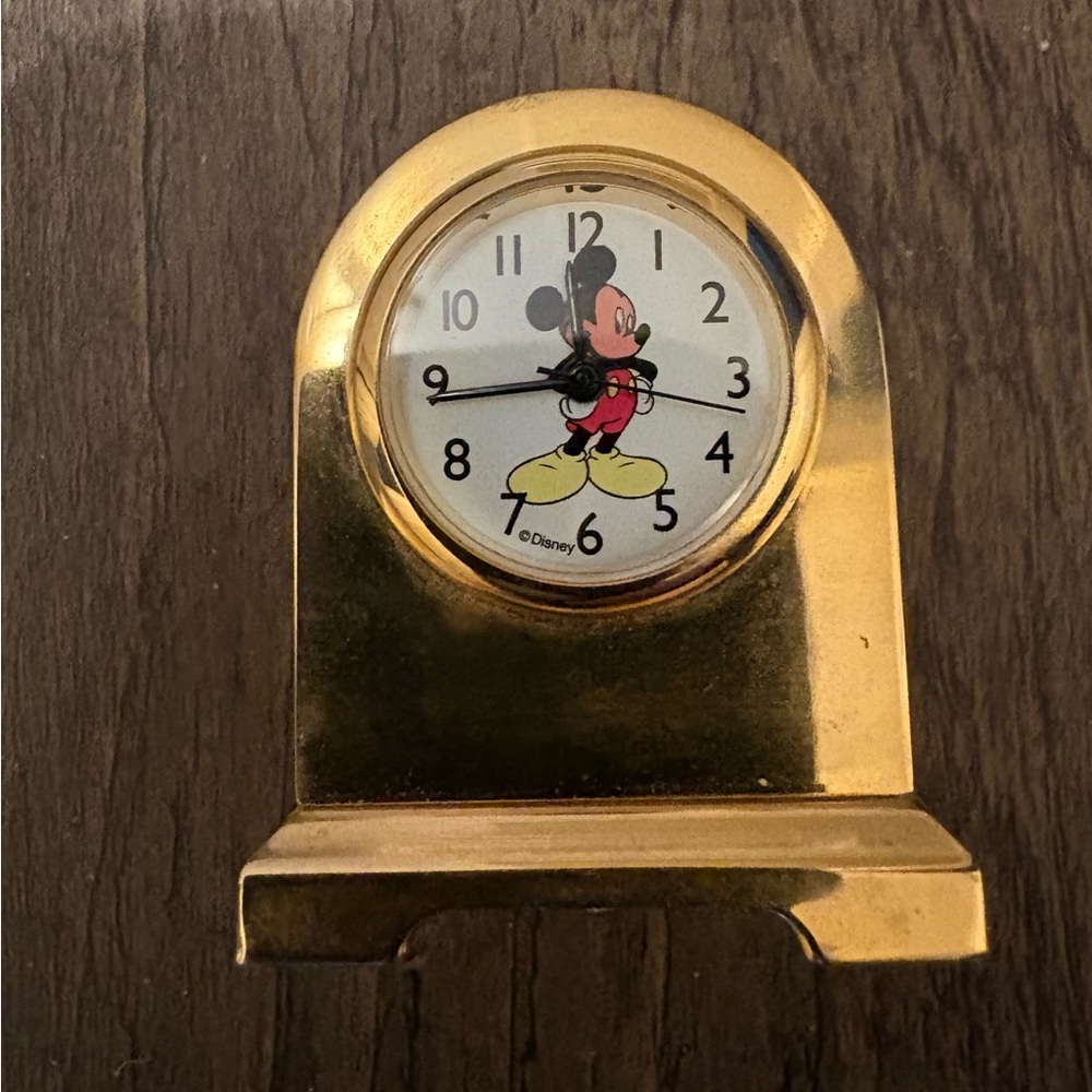 Disney Mickey Mouse Miniature Table Clock